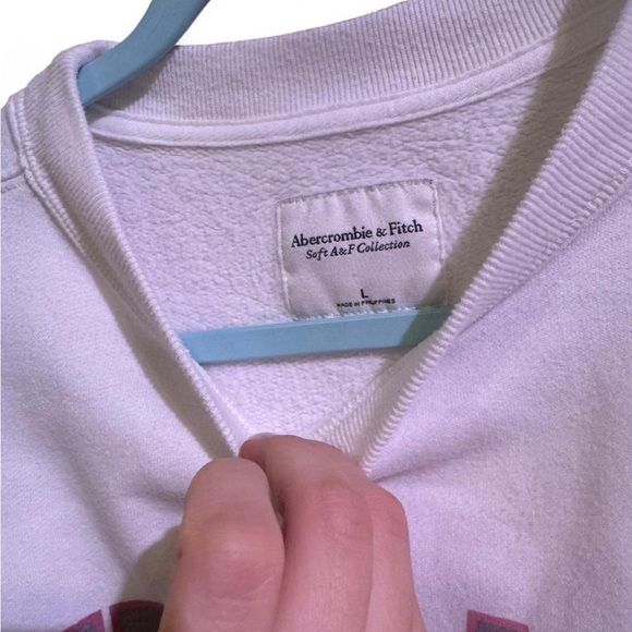 Abercrombie & Fitch White Sweatshirt - Picture 2 of 2